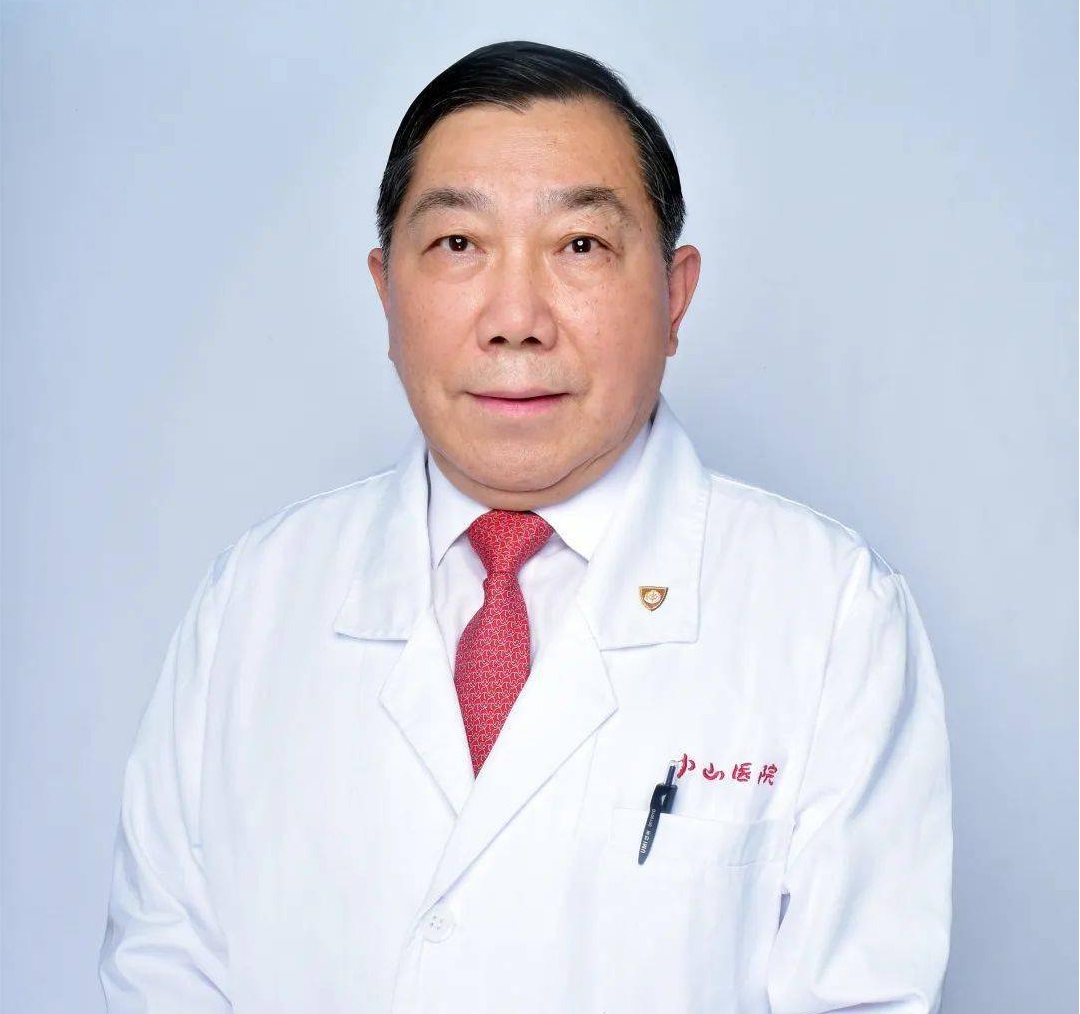 复旦大学附属中山医院内镜中心创始人姚礼庆教授来我院进行指导并授课！